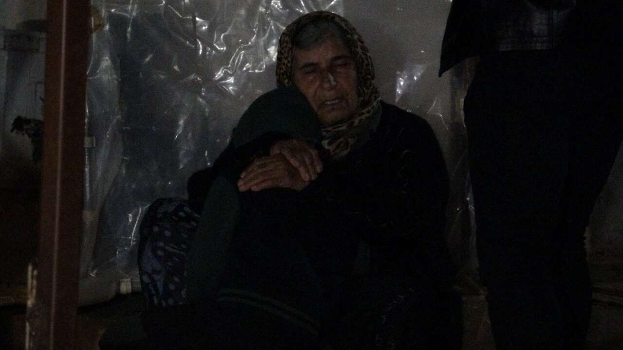 25 yaşındaki sera işçisi kadın silahla vurulmuş halde bulundu 10